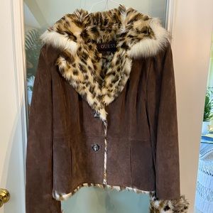 Stunning leather jacket with fur